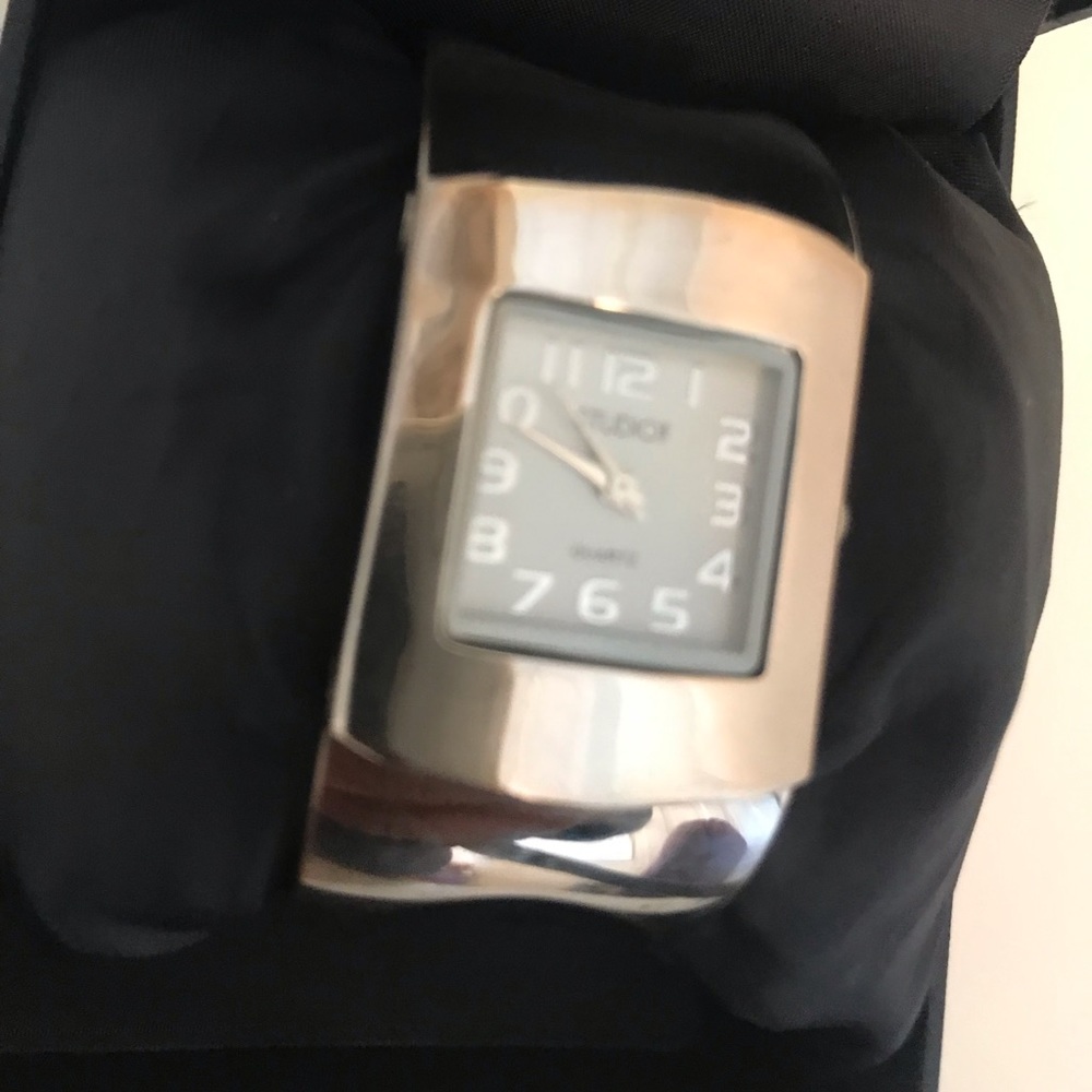 Studio watch